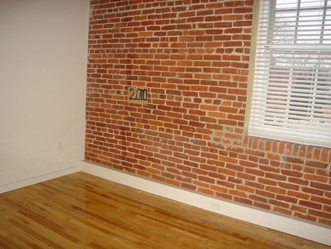 Photo - 425 N Prince St Unit 204