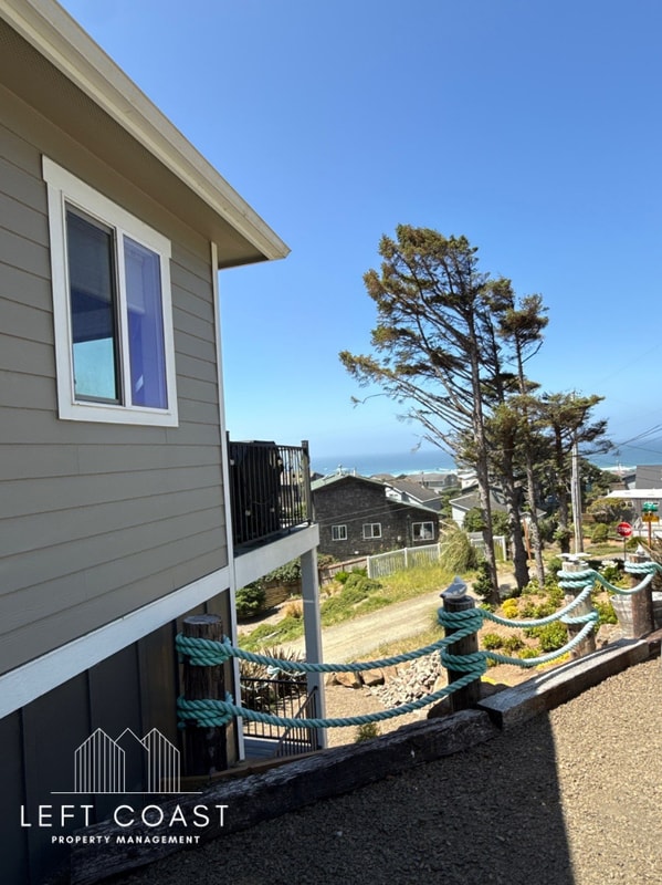 Photo - 6274 NE Port Dr