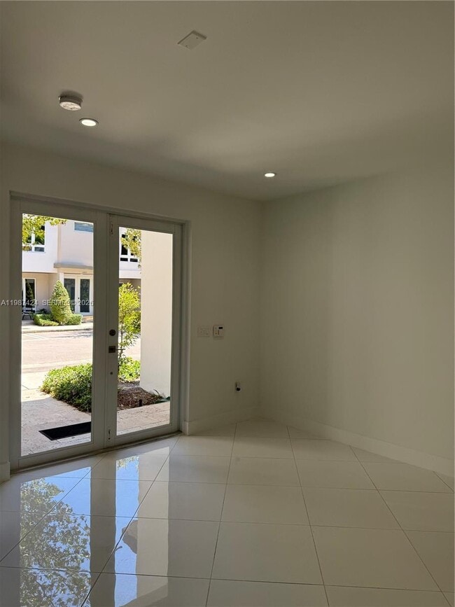 Photo - 6432 NW 104th Ct