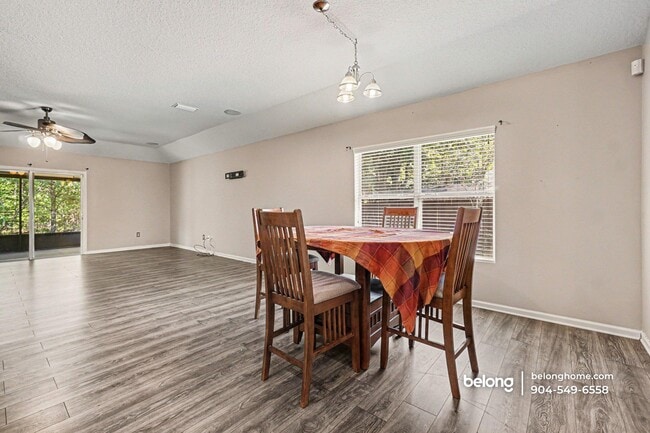 Photo - 15763 Twin Creek Dr