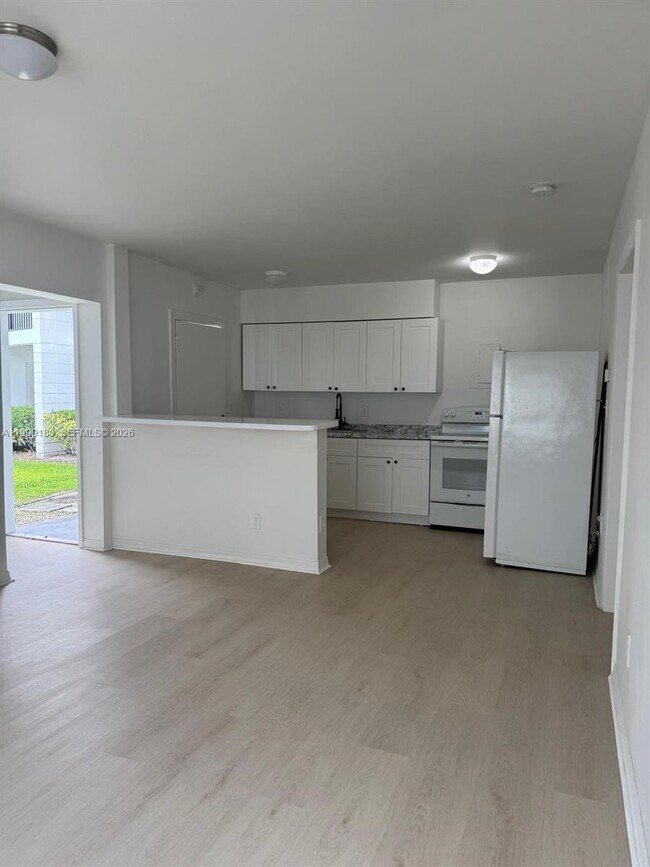 Photo - 680 NE 88th Terrace Unit 6