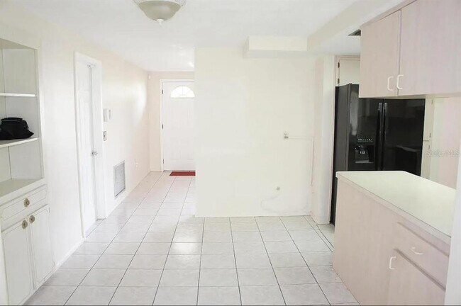 Photo - 7608 Camelot Rd