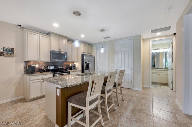 Photo - 14940 Edgewater Cir