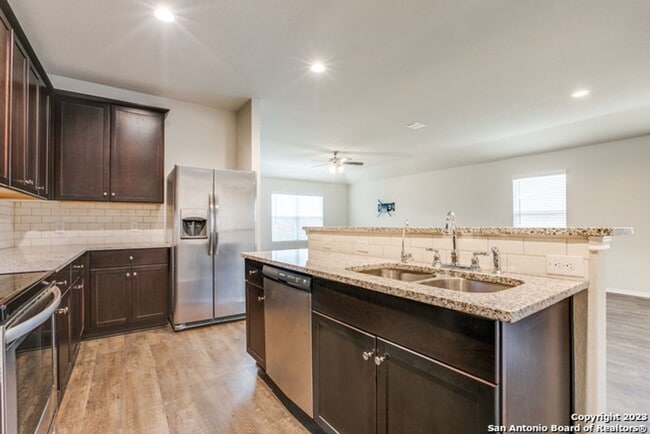 Photo - 3 Bed 2 Bath Texas Research Park Subdivision