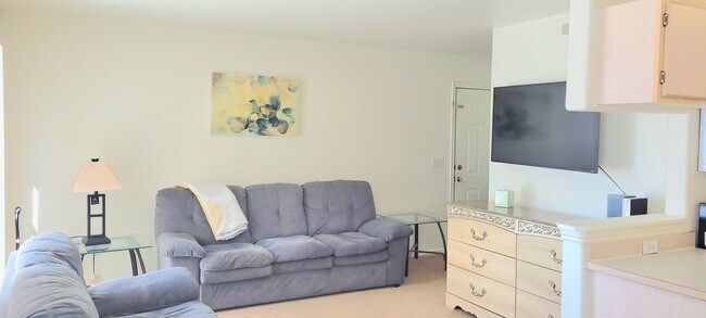 Photo - Vista Unit 2 - Furnished