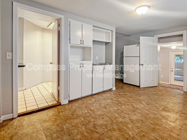 Photo - 951 Bridge St NW Unit 1
