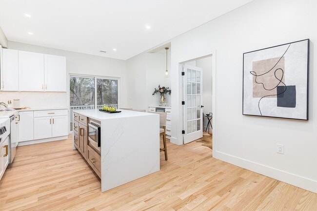 Photo - 34 Waverly Pl