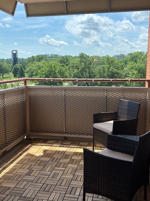 Balcón - 1011 Arlington Blvd Unidad River Place South #831