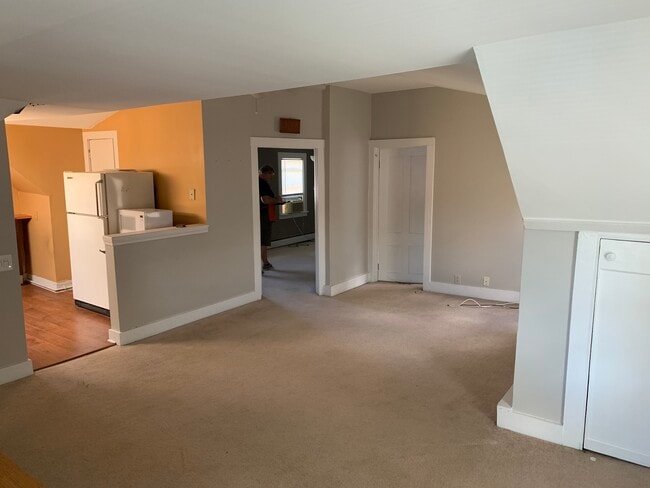 Building Photo - 23 Oxford St Unit 23 Oxford St. Apt 3