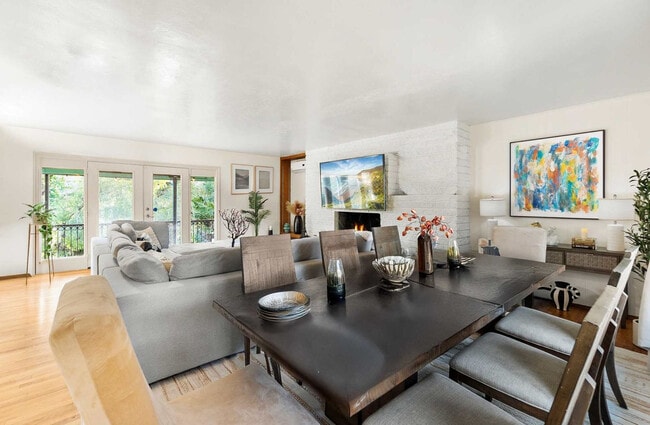 Photo - 4989 Randlett Dr Unit ID1464997P