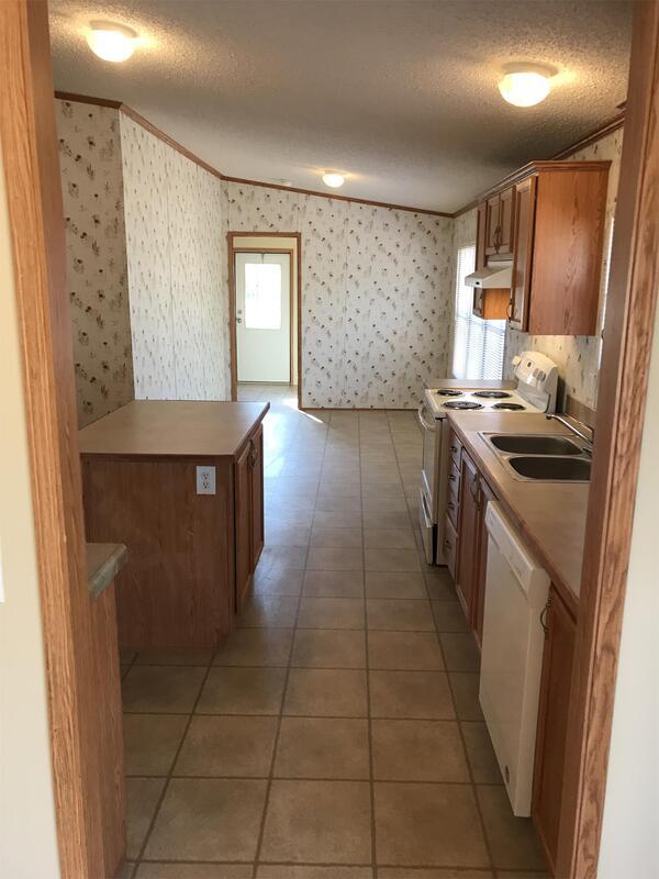 Photo - 121 Heien Ct