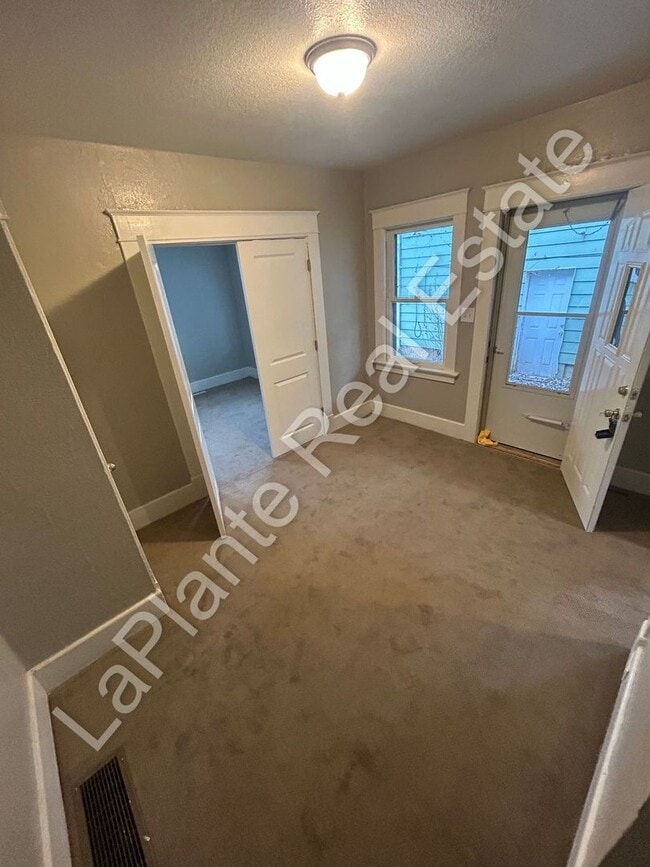 Photo - 1804 Bigelow St