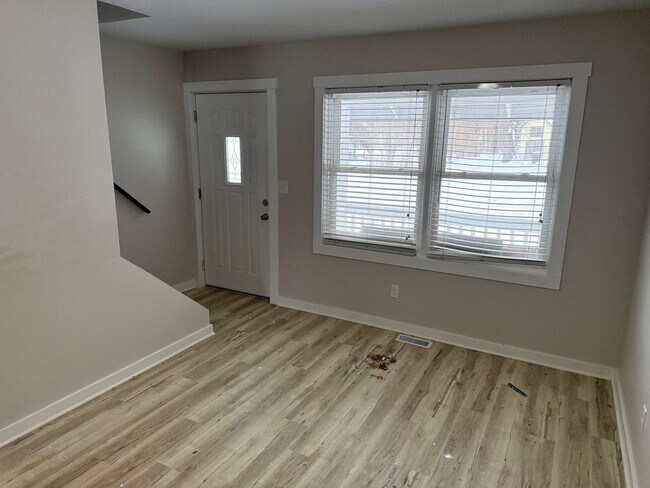 Photo - Elizabeth - 321/323 Unidad 323