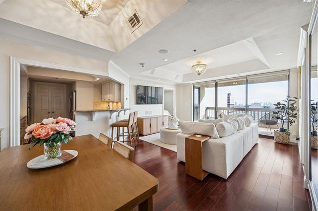 Building Photo - 5909 Luther Ln Unit 2105