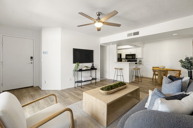 Building Photo - Parklane Commons Rental