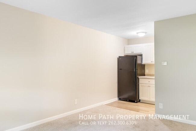 Photo - 3140 S 48th St Unit 1