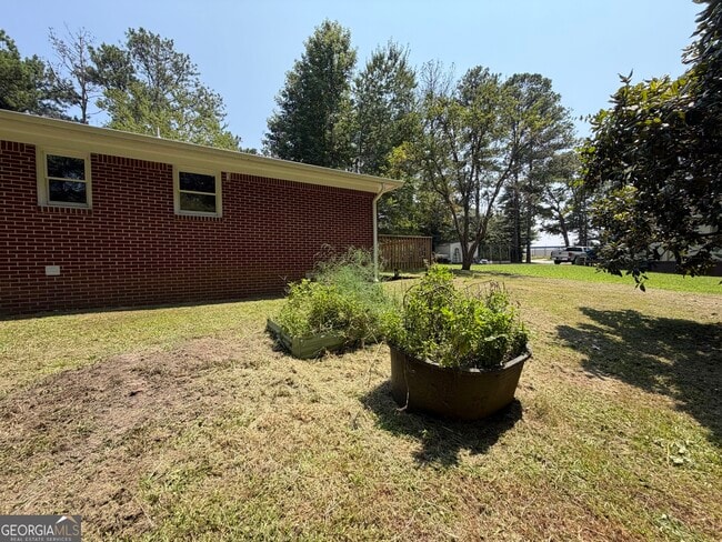 Photo - 448 McBrayer Rd