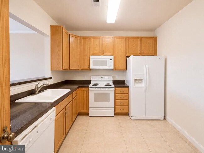 5910 Great Star Dr Unit 304