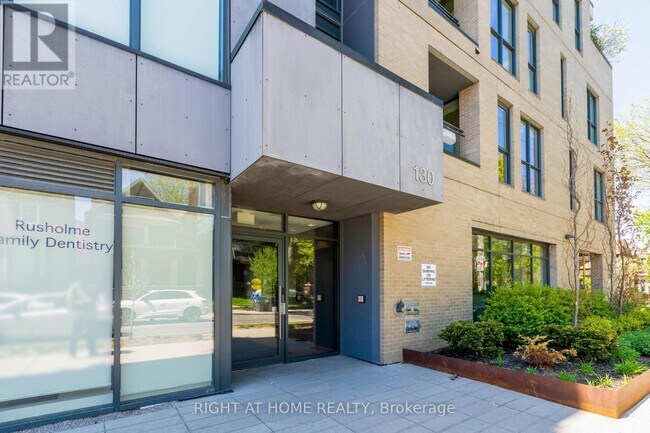 Photo - 130 Rusholme Rd Unit 202