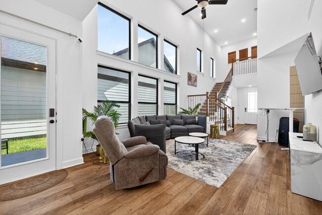 Photo - 1514 Park Path Dr