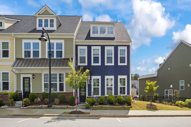 Photo - End Unit Townhome with many Upgrades - Downtown Wake Forest!