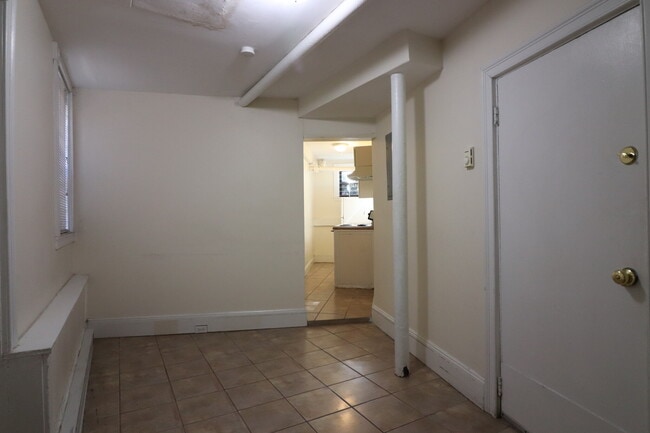 Photo - 1957 Commonwealth Ave Unit B3