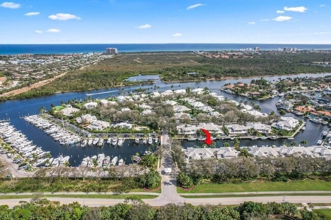 Building Photo - 14394 Cypress Island Ct