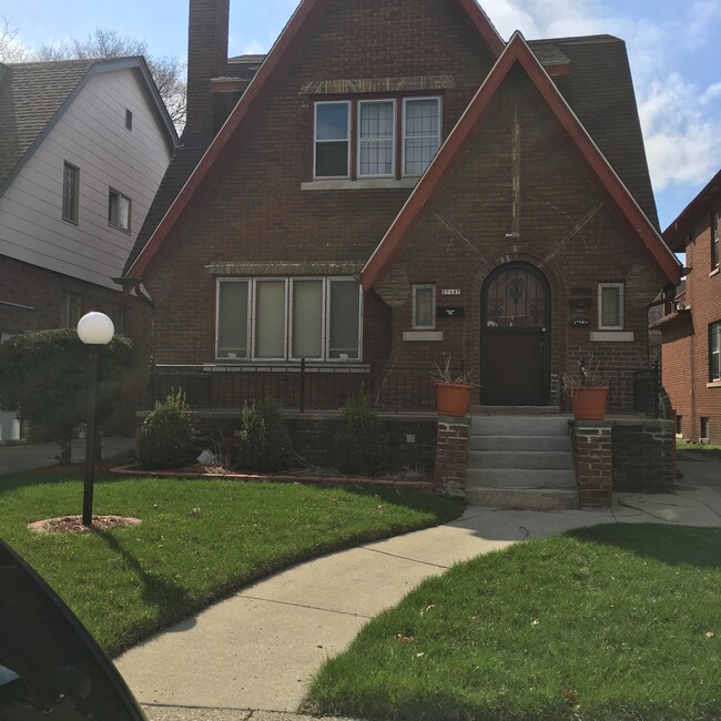 Building Photo - 17147 Prairie St Unit 17149 Rental