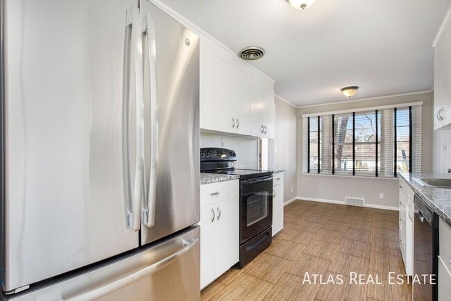 Photo - 7535 Briar St