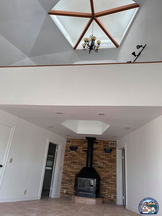 1403 Orchard Rd