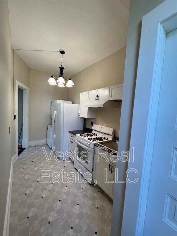 Photo - 502 E Locust St