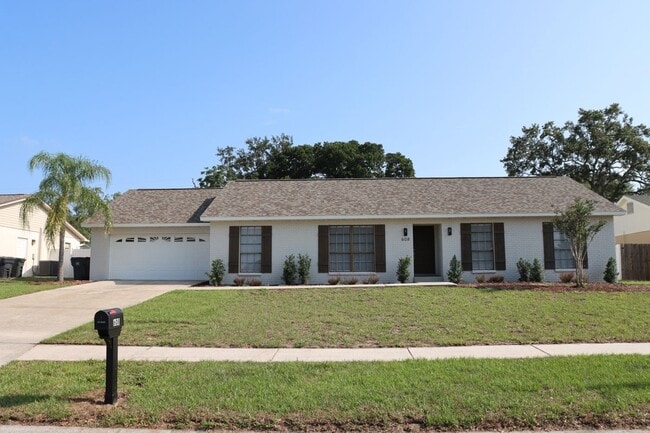 Photo - 608 Rosemarie Ave House