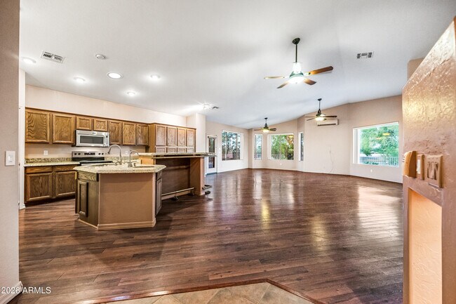 Photo - 6620 Front Nine Dr