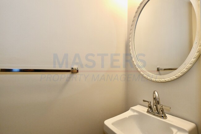 Photo - Spacious 2 Bed, 2 Bath Condo in West Toledo