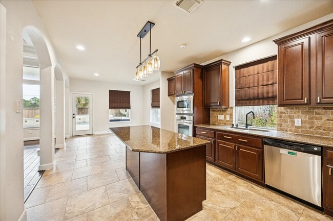 Photo - 9914 Slover Creek Ln