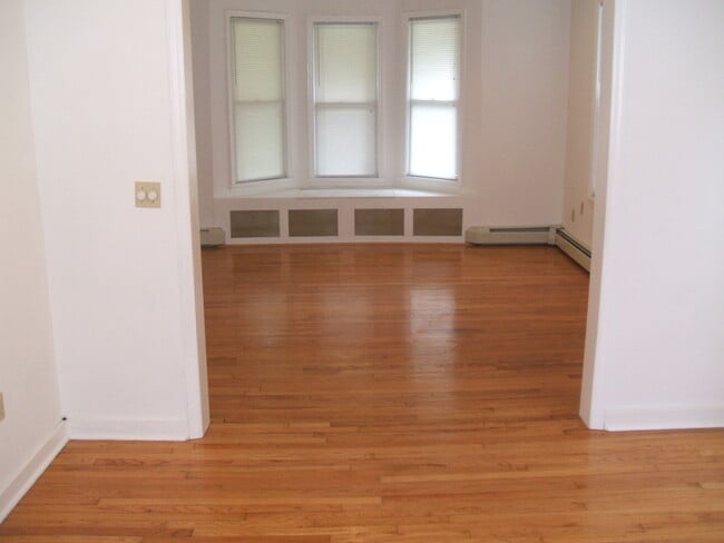 Photo - 824 Myrtle Ave