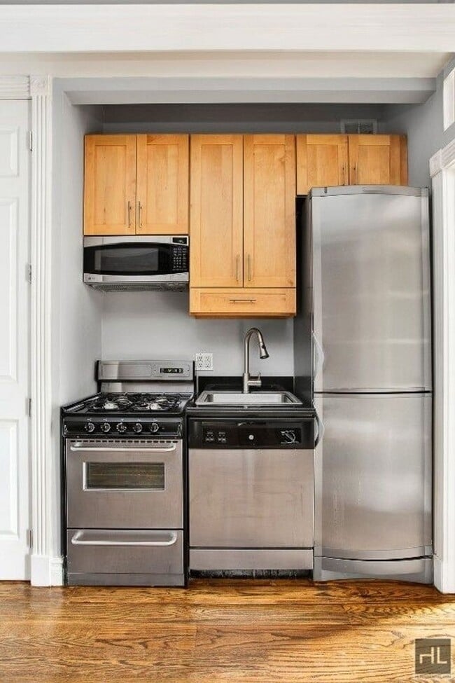 Photo - East 1st Street Unit 4R