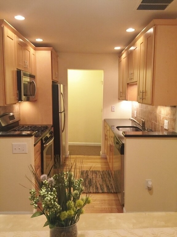 Photo - 66 St James St Unit 209