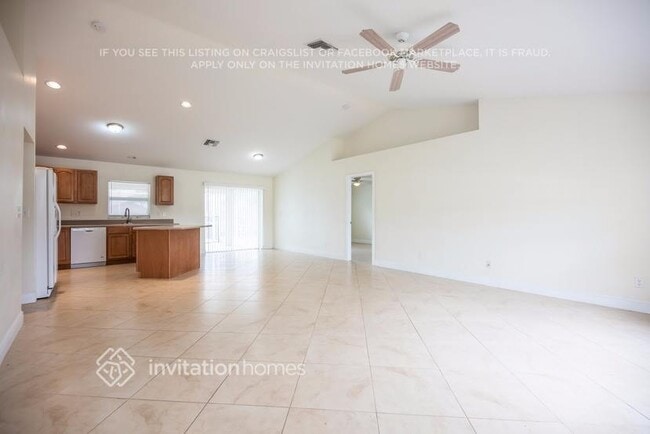 Photo - 921 NW 3rd Pl