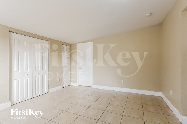 Photo - 4030 NW 8th Terrace