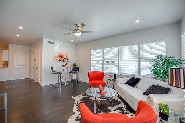 Photo - 1519 Bennett Ave