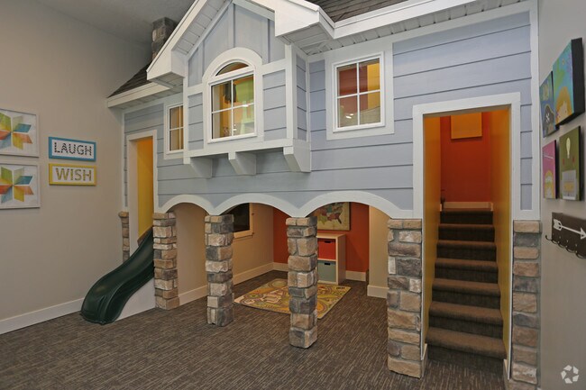 The Station Apartments at Gateway