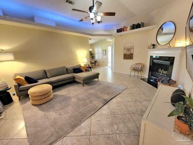 Photo - 876 Miramar Dr