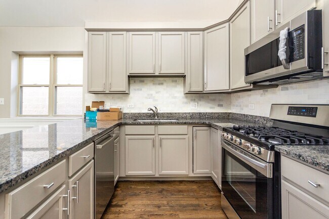 Photo - South Shore Stunner – 1,700 SQ FT, Master ... Rental