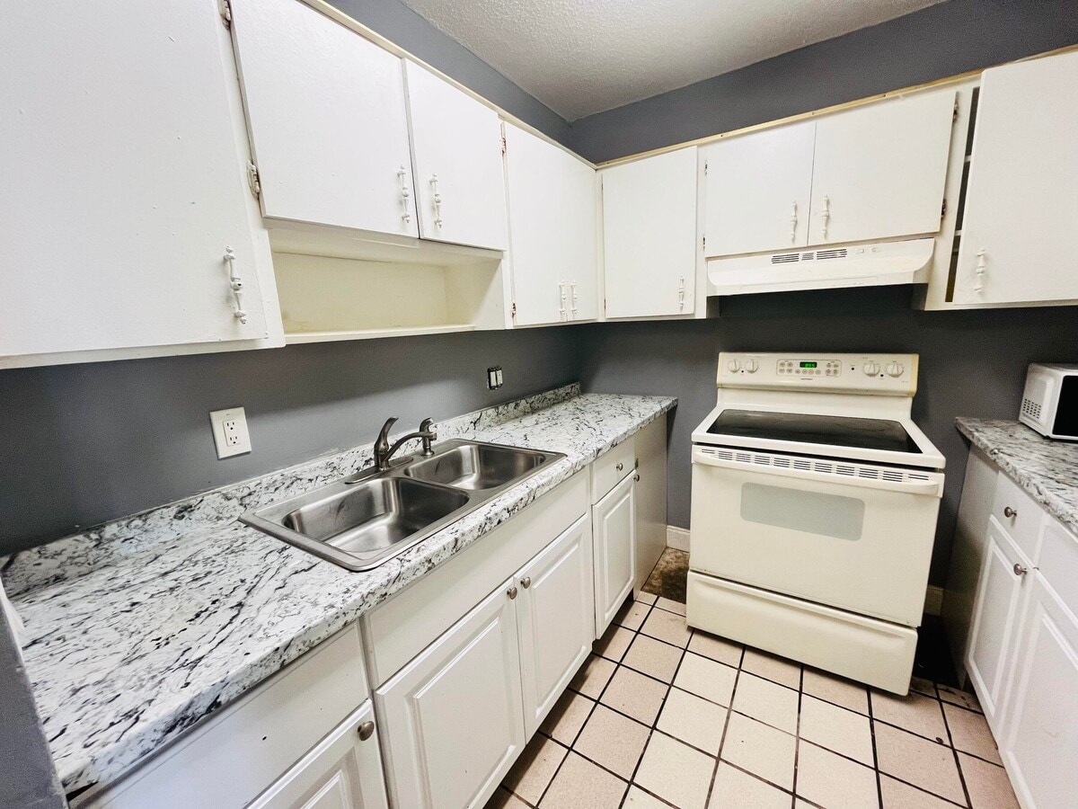 Photo - 635 SW 20th Ct Unit 9B