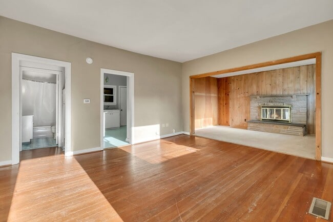 Photo - Charming 2-Bedroom Home in Steilacoom