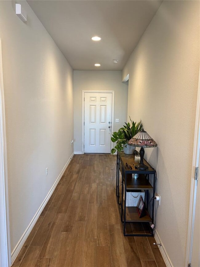 Photo - 12000 Saddle Rock Dr