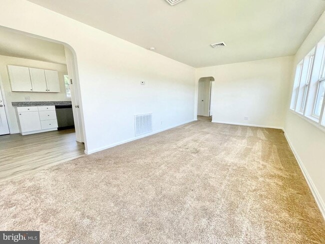 Photo - 1416 S Governors Ave