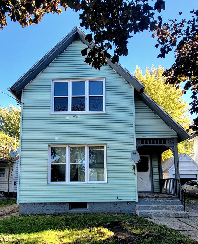 Photo - 1619 Myrtle St Unit Myrtle#2