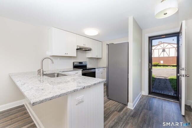 Photo - 101 Cedar Hollow Dr Unit 101